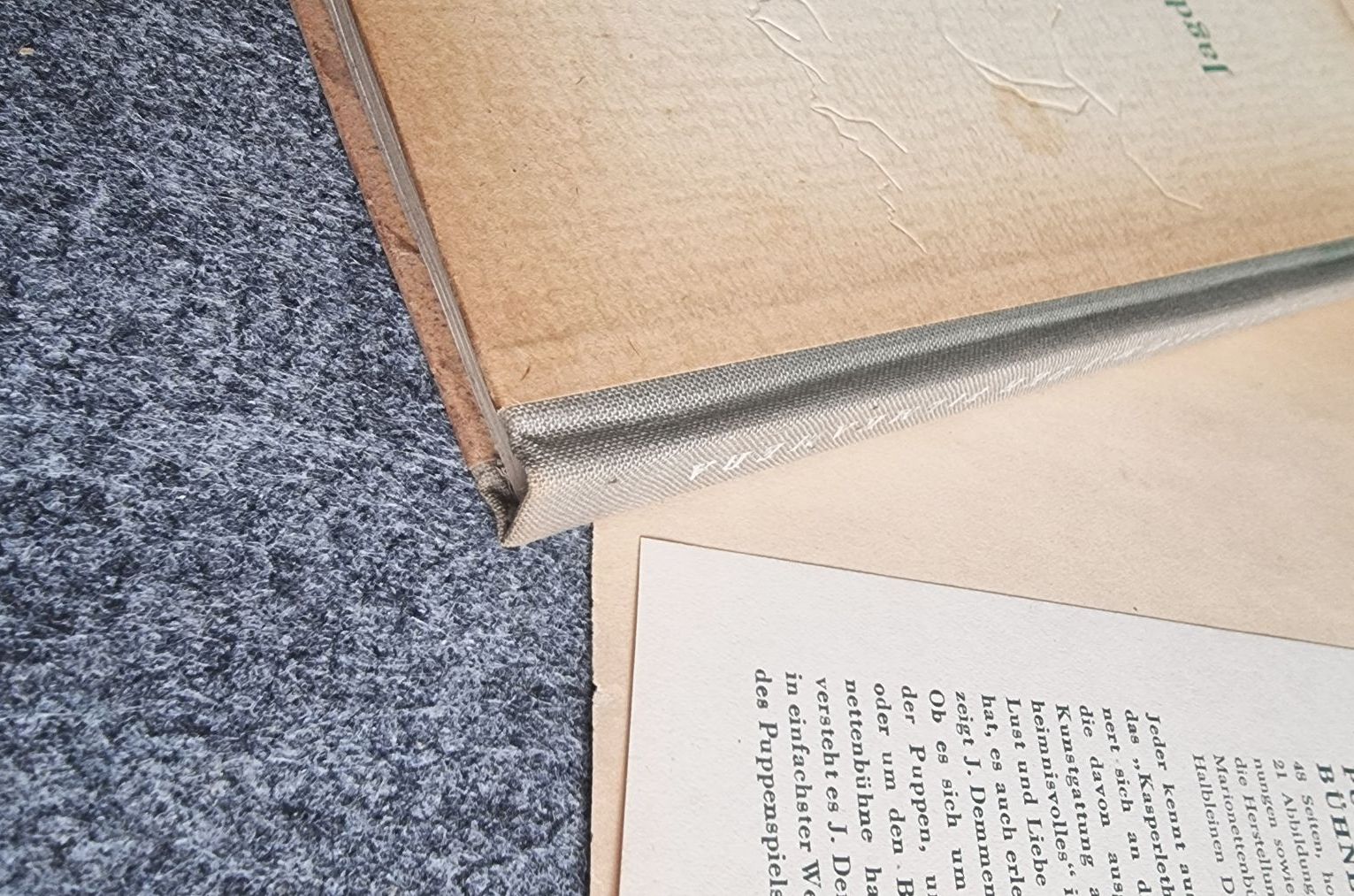 Jagd mit der Filmkamera B Dolin Henschel Verlag Berlin 1952 Aufzeichnungen eines Filmregisseurs Jagd mit der Filmkamera B Dolin Henschel Verlag Berlin 1952 Aufzeichnungen eines Filmregisseurs