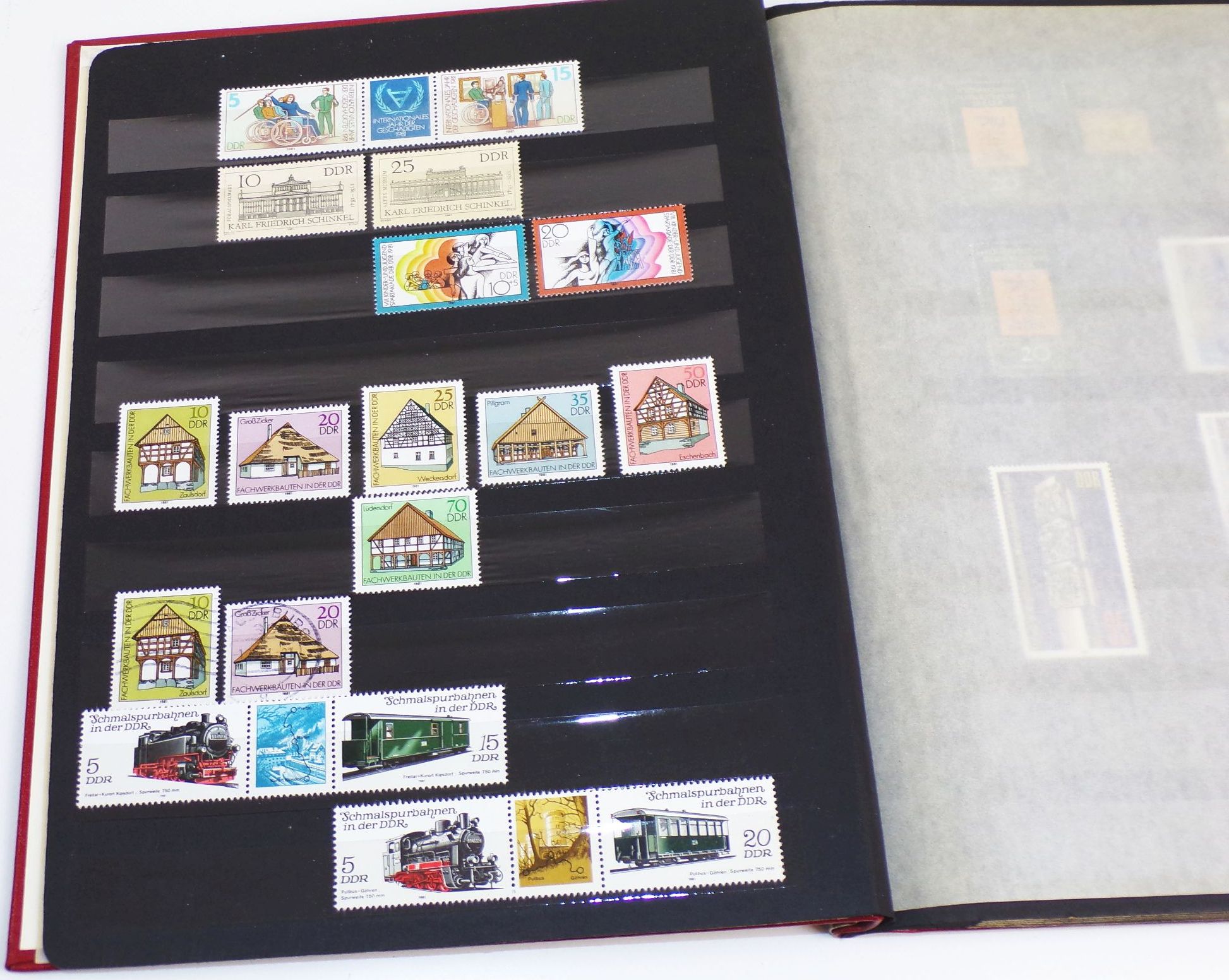 Briefmarken Sammlung Schwerpunkt DDR wenig BRD kaum Ausland 31 Alben 