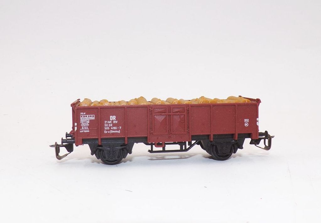 BTTB Güterwagen Hochbordwagen Stammholz 4 Stück Spur TT analog DDR BTTB Güterwagen Hochbordwagen Stammholz 4 Stück Spur TT analog DDR