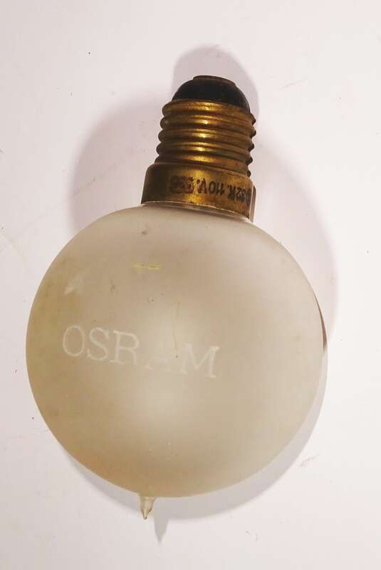 Alte Osram Glühlampe Kugellampe 110 V Kohlefaden mit Spite Sammler 