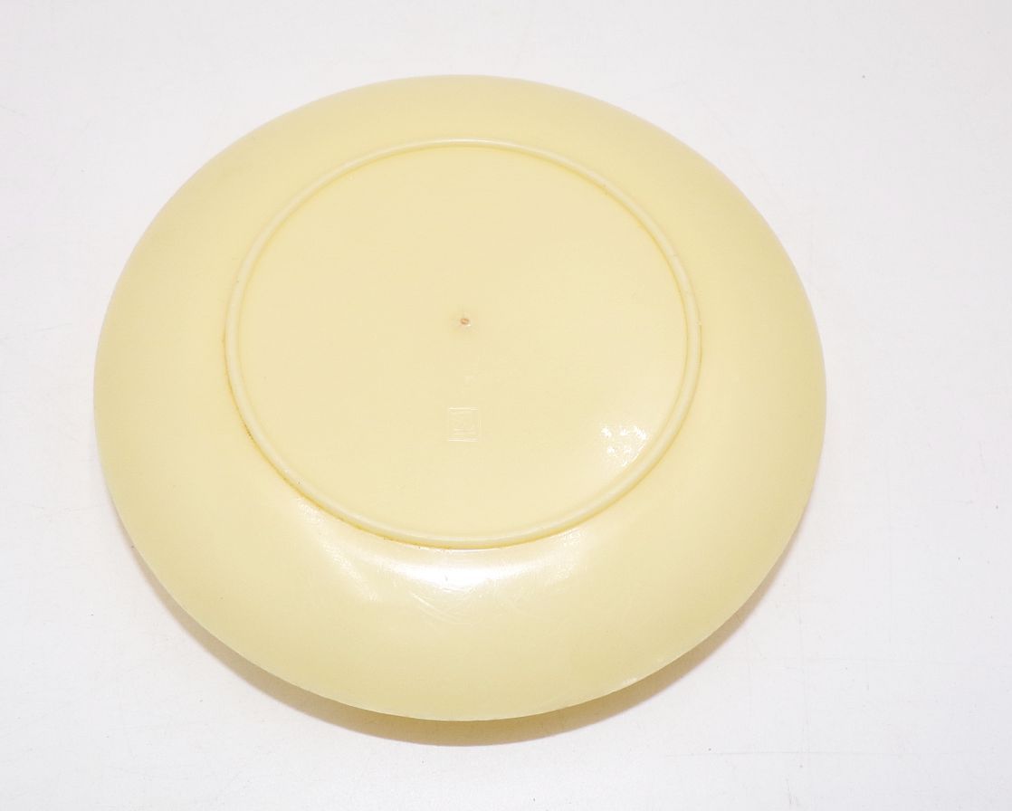 Alte Käseglocke DDR Kunststoff transparent beige Vintage Alte Käseglocke DDR Kunststoff transparent beige Vintage