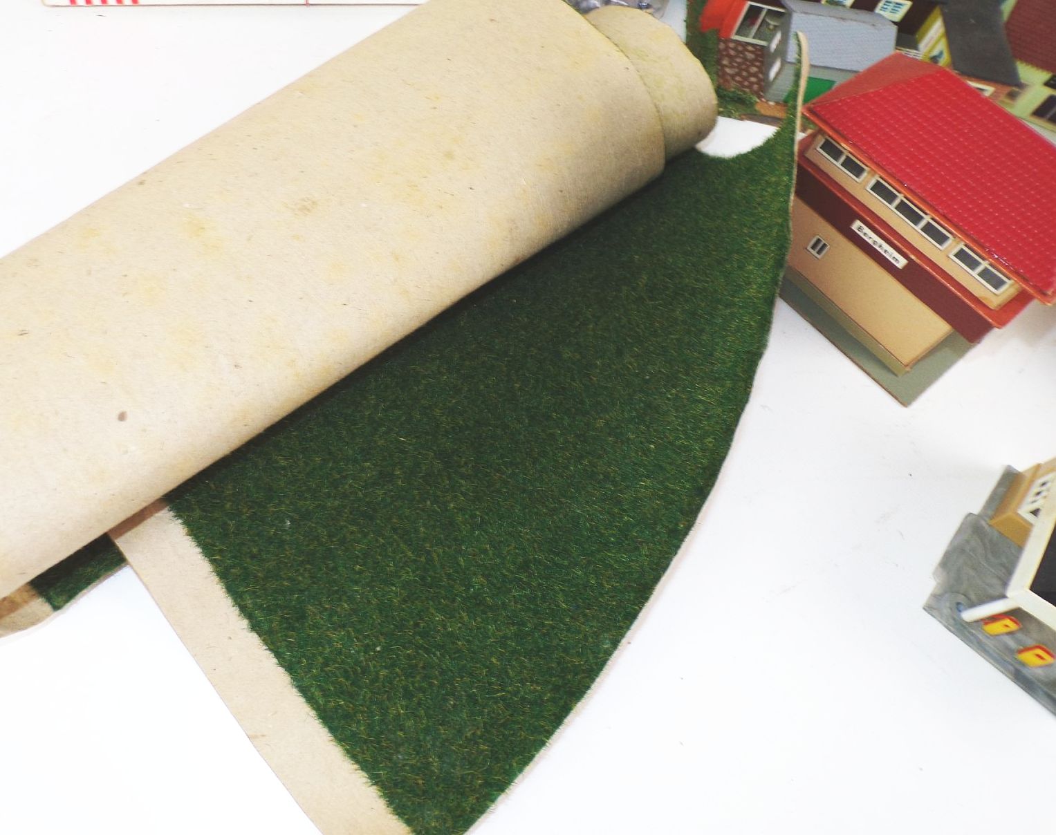 Konvolut H0 Modellbau Häuser Streumaterial Loks Bastlermaterial