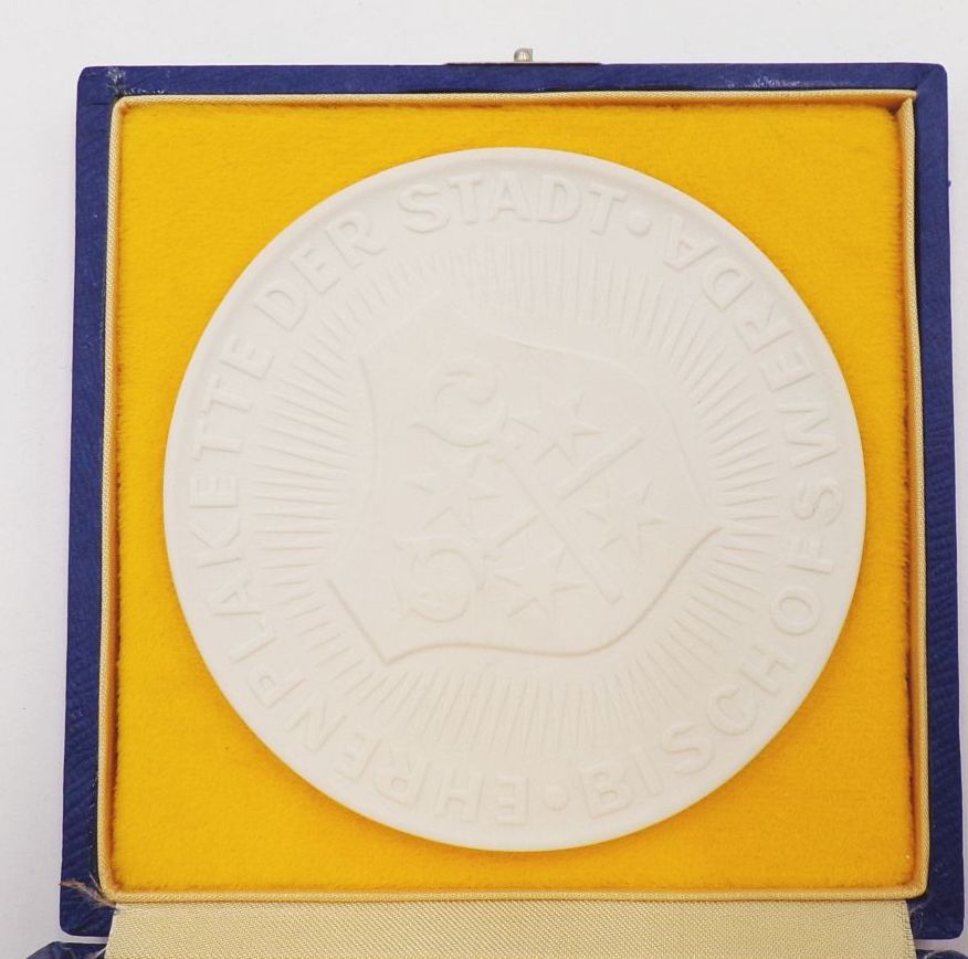 Ehrenplakette der Stadt Bischofswerda Meissen Porzellan Plakette Weiß 