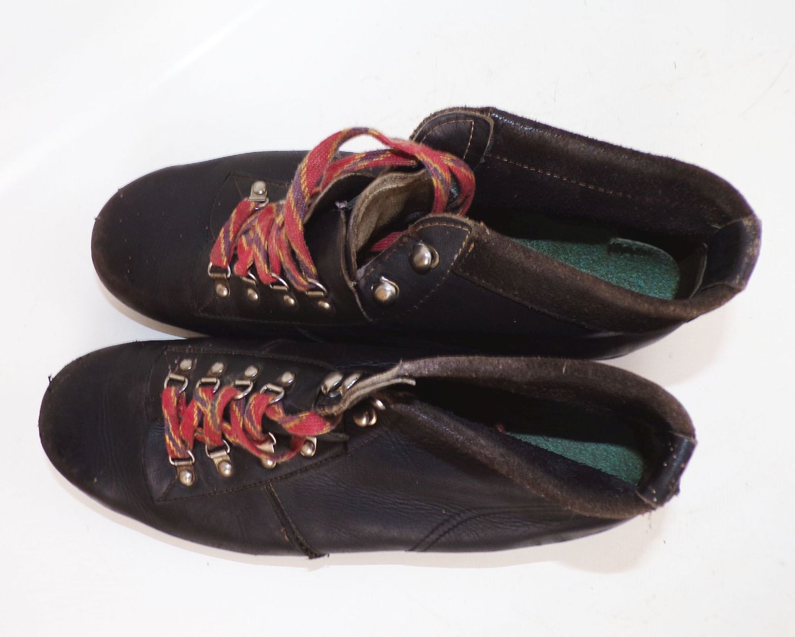 Tourist Schuhe Bergsteiger Schuhe Größe 42 schwarz Lederschuhe Wanderschuhe