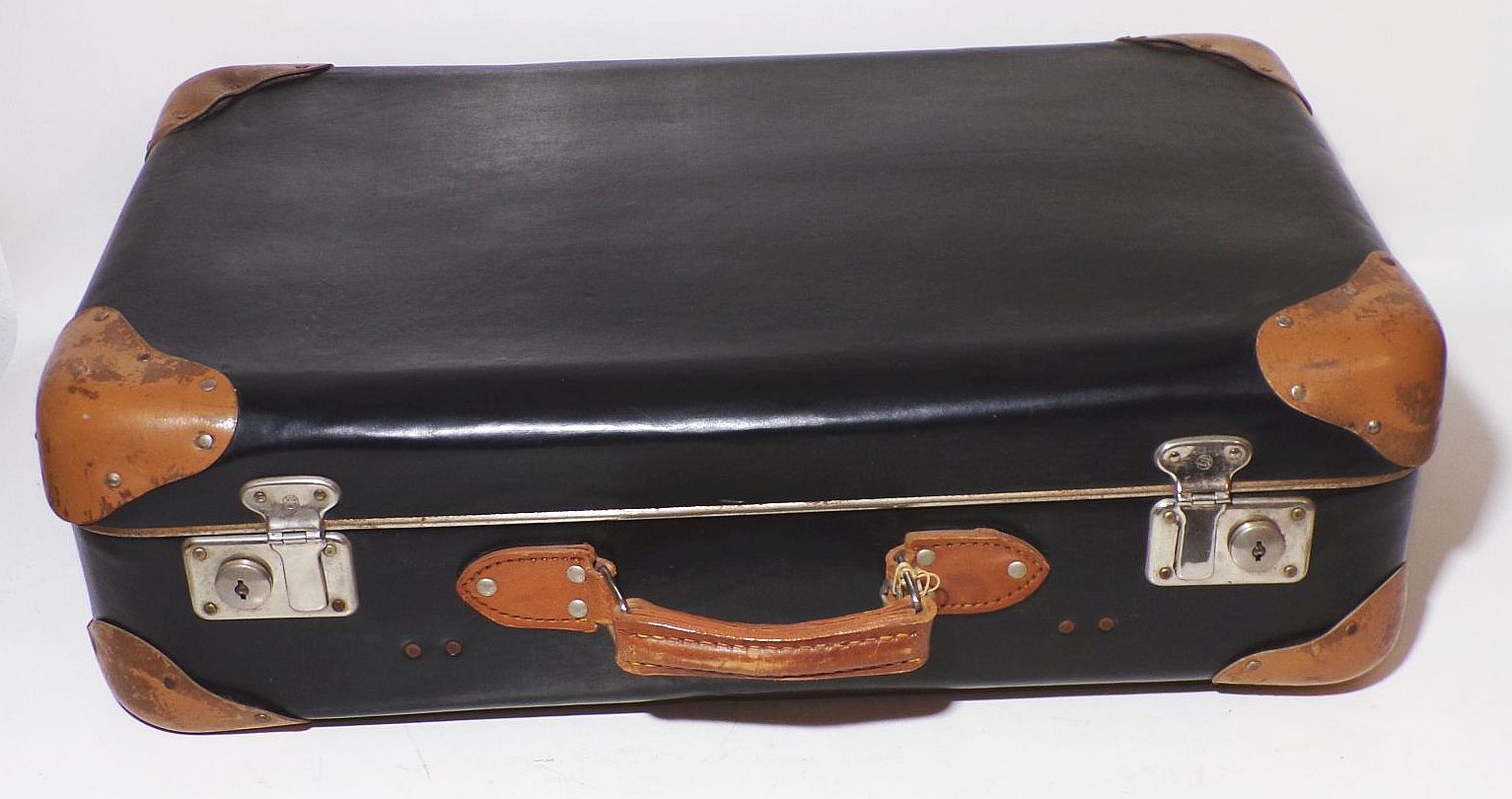 Alter Koffer mit Schlüssel Reisekoffer vintage deko