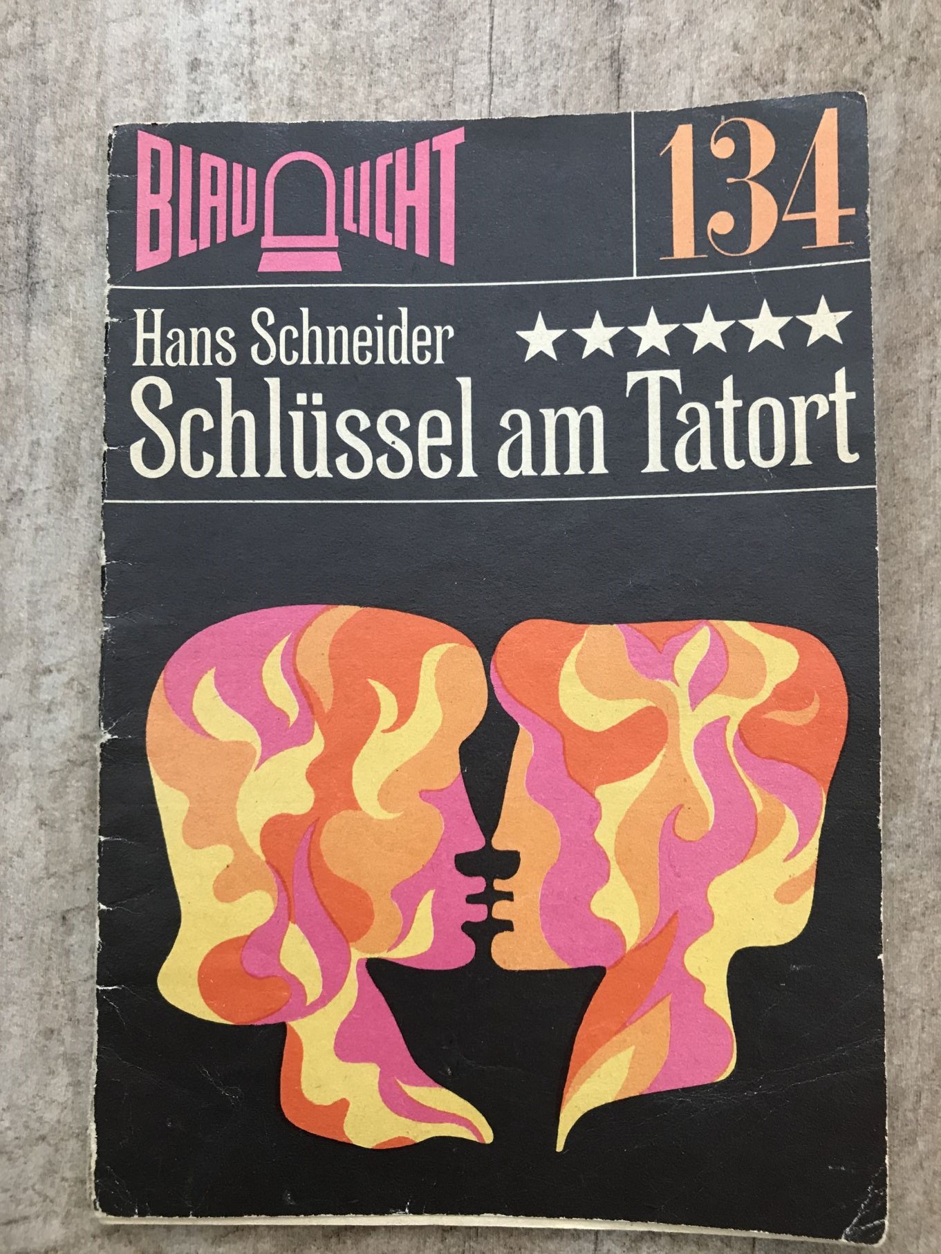 Blaulicht Ausgaben Romane Hefte DDR Romanhefte