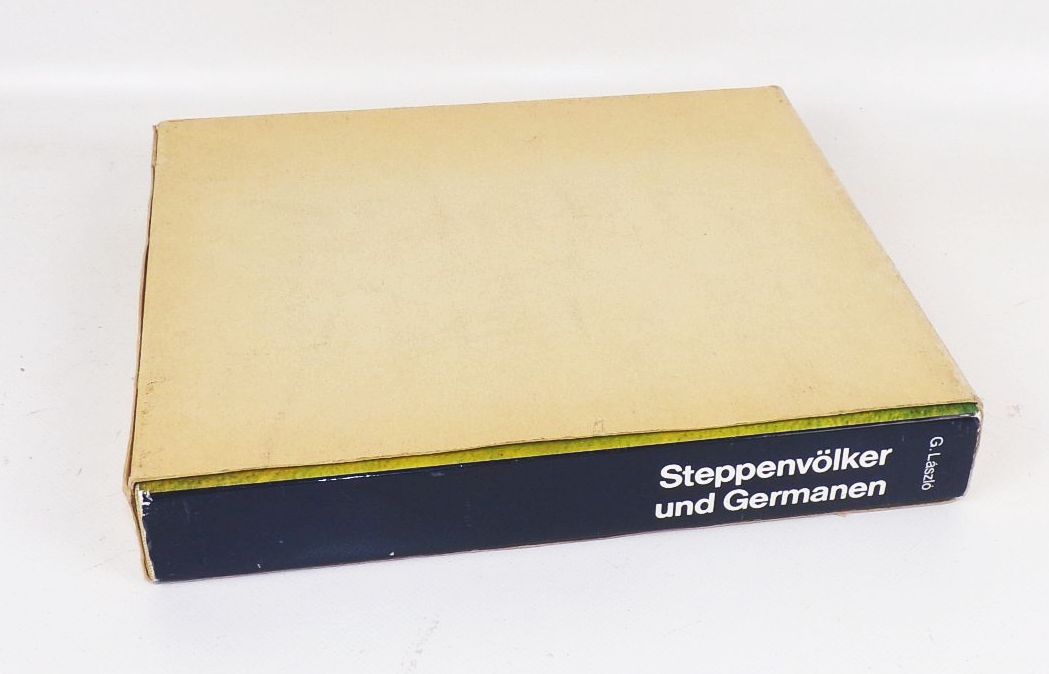 Steppenvölker und Germanen Gyula Laszlo 1974 DDR Schuber 