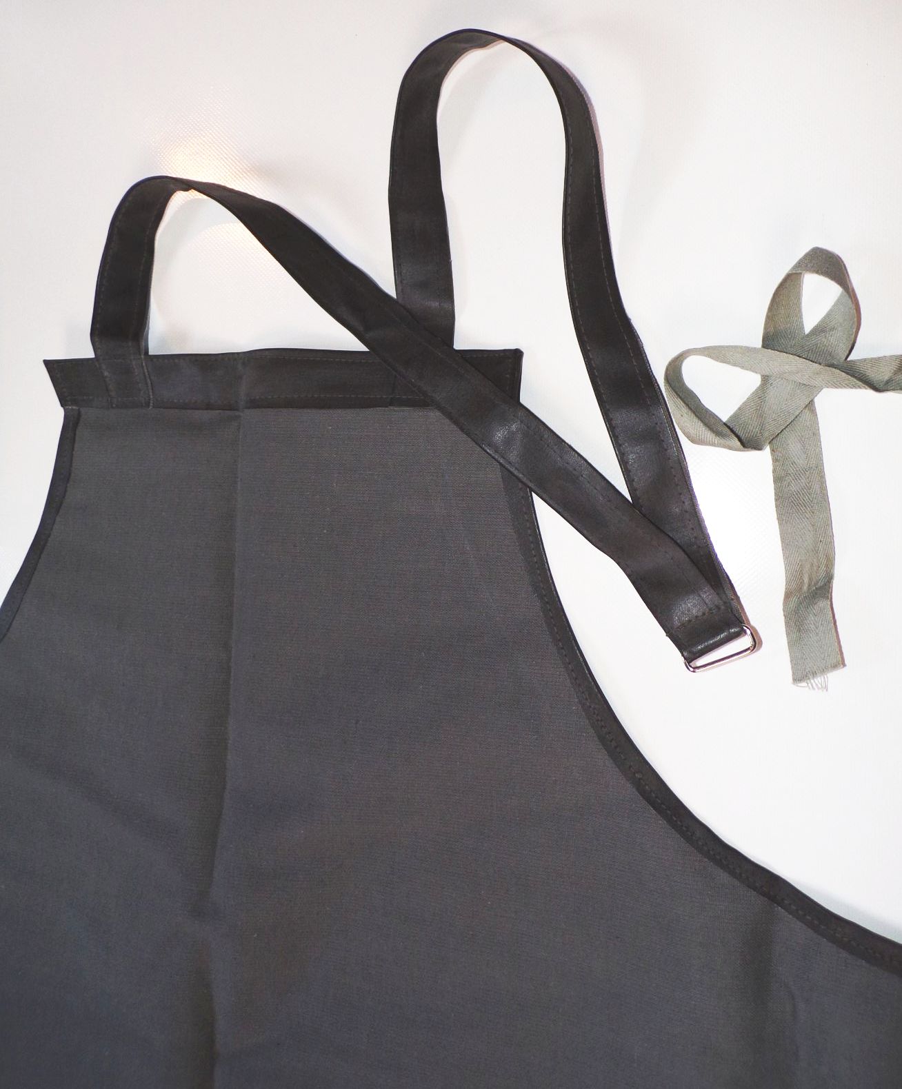 Alte Arbeitsschürze Arbeitsschutz Grau DDR Vintage Schürze Alte Arbeitsschürze Arbeitsschutz Grau DDR Vintage Schürze