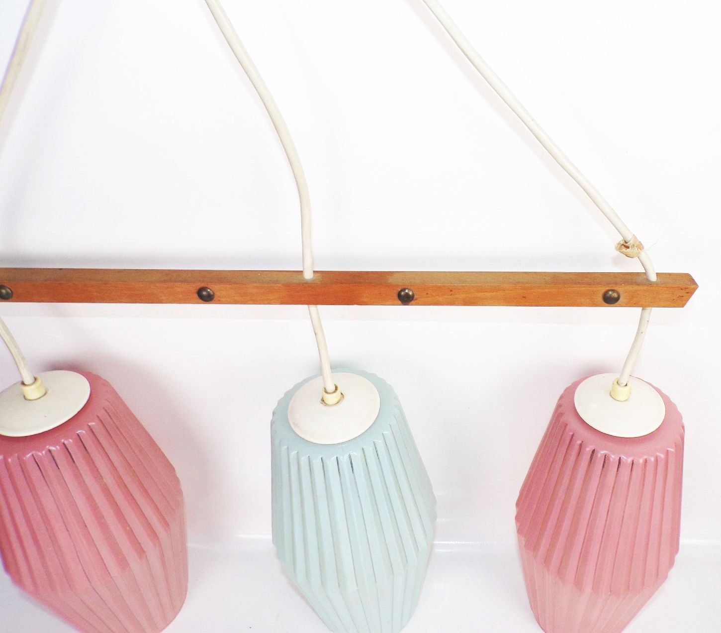 Alte Deckenleuchte Blau Rosa Pastell 3flamig E27 Pendelleuchte Alte Deckenleuchte Blau Rosa Pastell 3flamig E27 Pendelleuchte