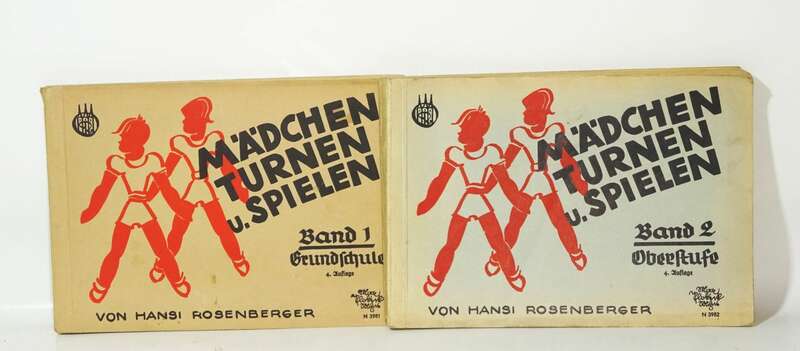 Mädchen Turnen und spielen von Hansi Rosenberger 1942 