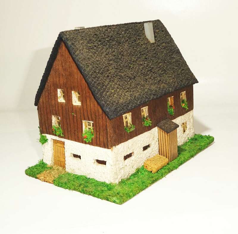 Scheffler Bauernhaus DDR 109/1427 H0 Modellhaus