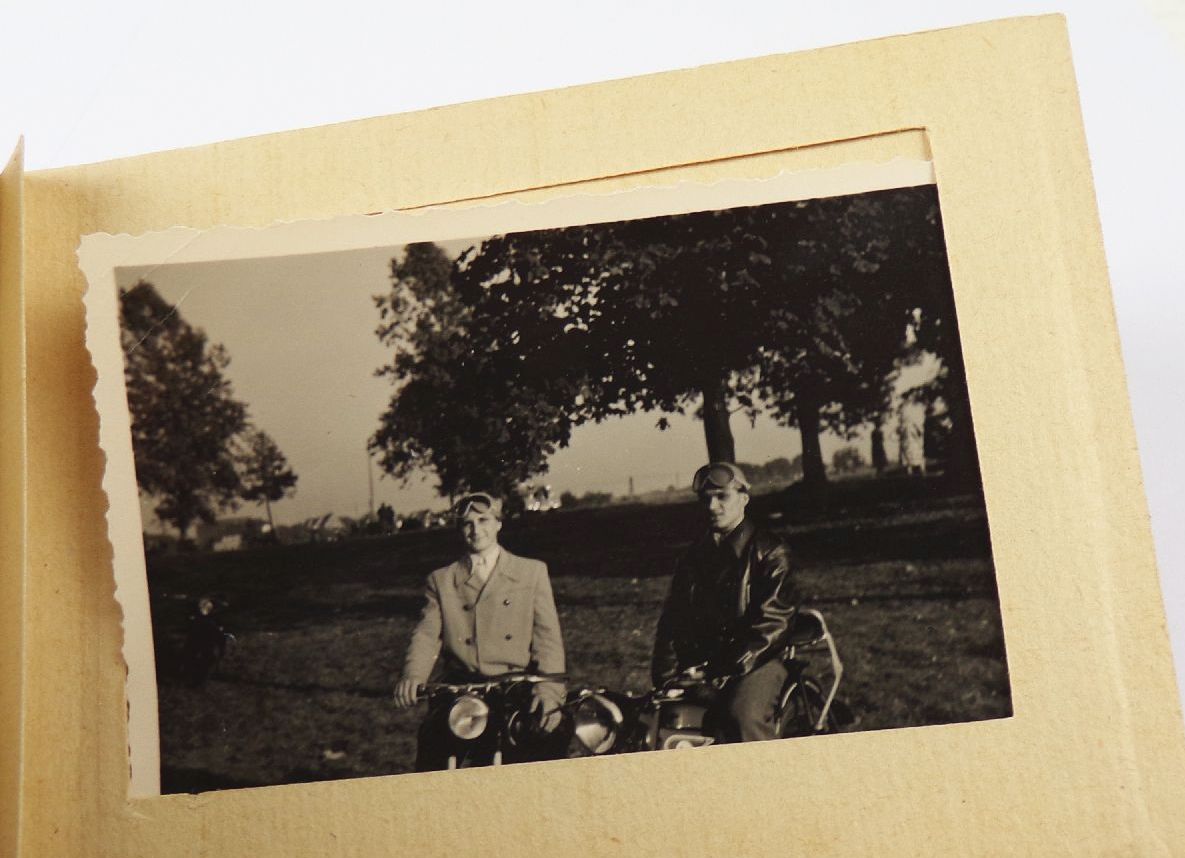 Fotoalbum Granitwerk Häslich Werk Loise 1954 Leipziger Messe Fotos EMW Motorrad Fotoalbum Granitwerk Häslich Werk Loise 1954 Leipziger Messe Fotos EMW Motorrad