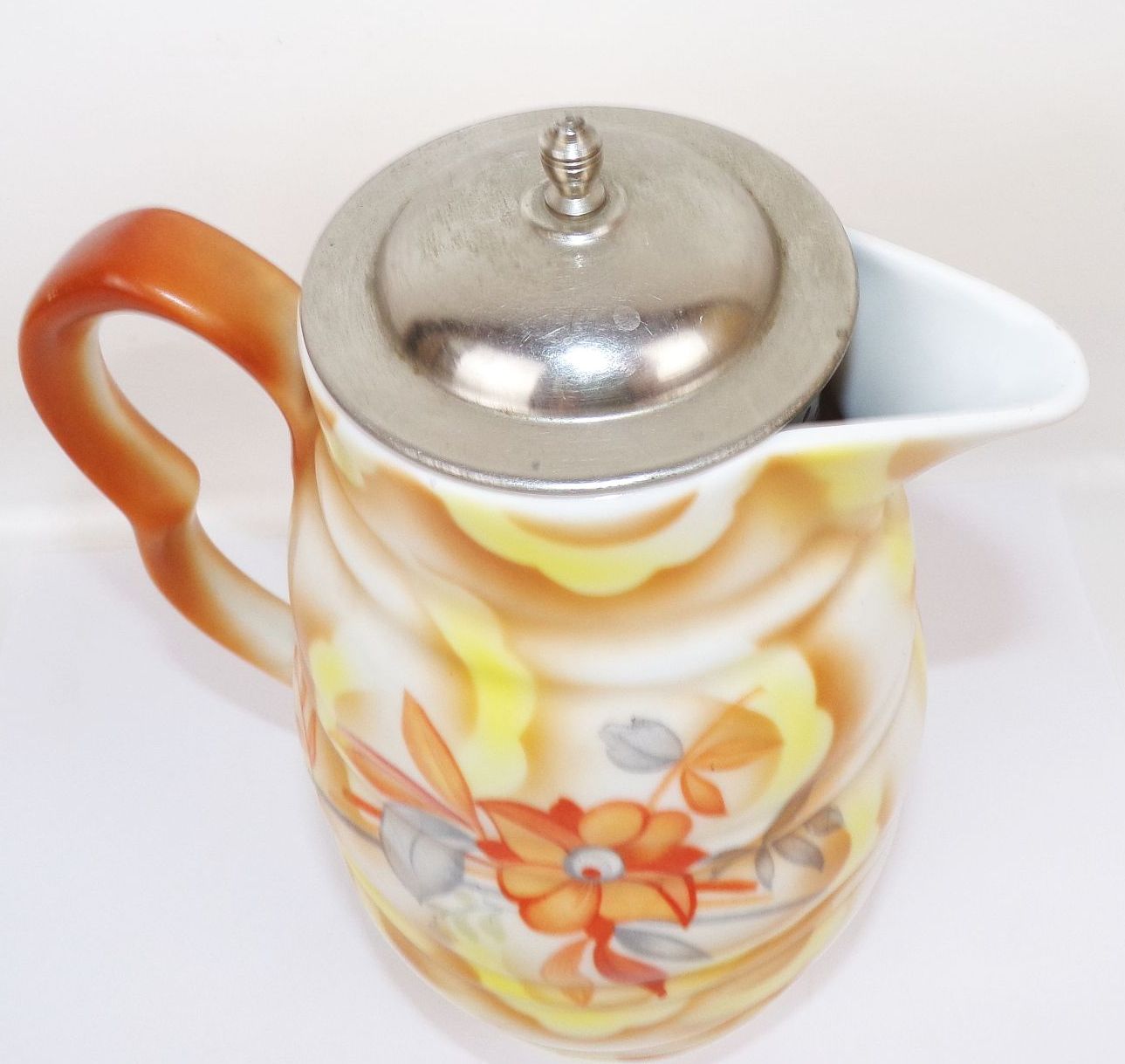 Alte Spritzdekor Kakaokanne Blumen 