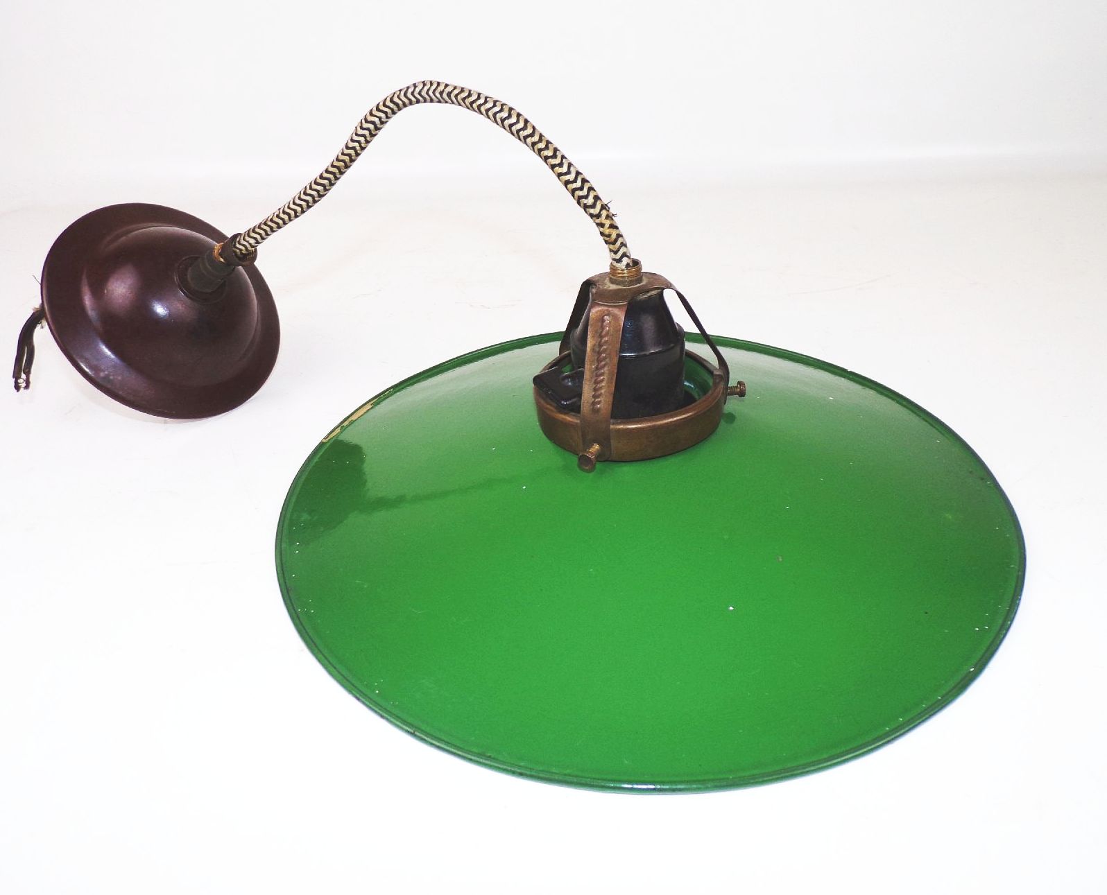 Alte Pendelleuchte Emaille Lampe Grün Weiß E27 Art Deco email Lampe 