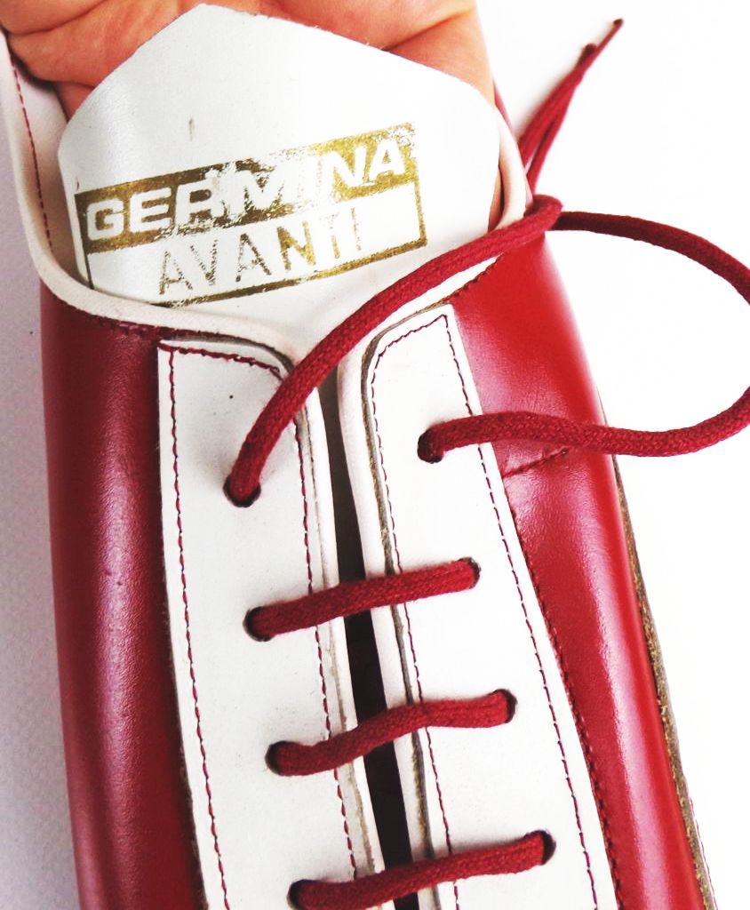Germina Turnschuhe Sport Schuhe Rot Weiß Größe 41 DDR Germina Turnschuhe Sport Schuhe Rot Weiß Größe 41 DDR