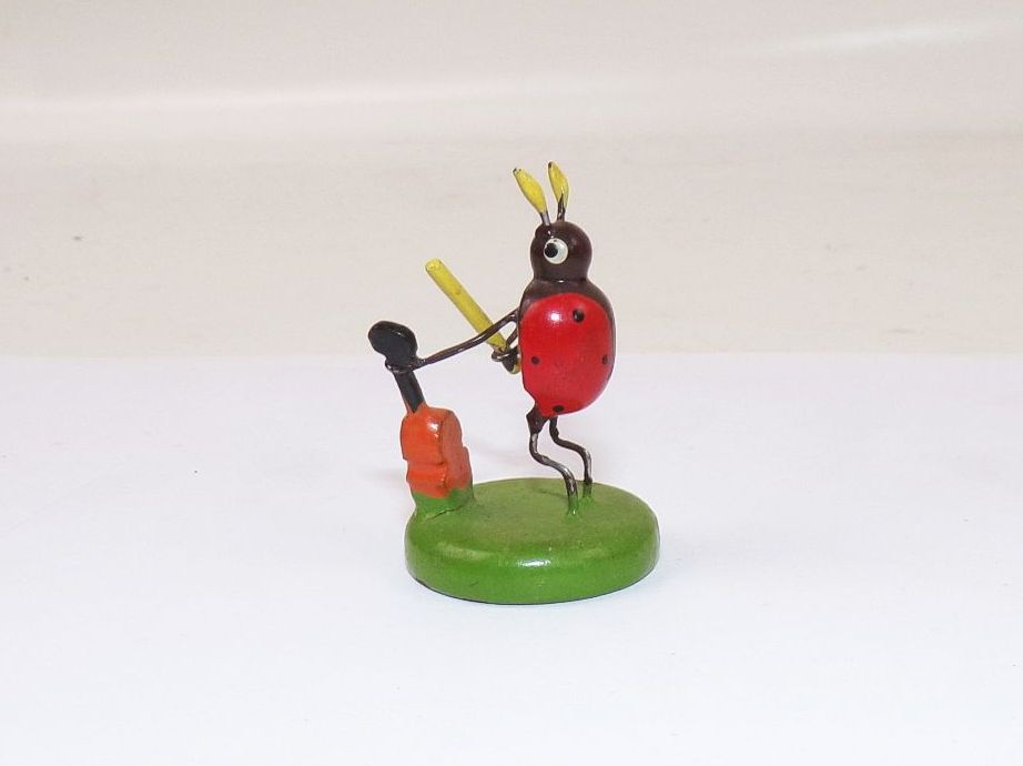 Alte Käfer Kapelle Erzgebirge wohl KWO 6 Stück Miniatur