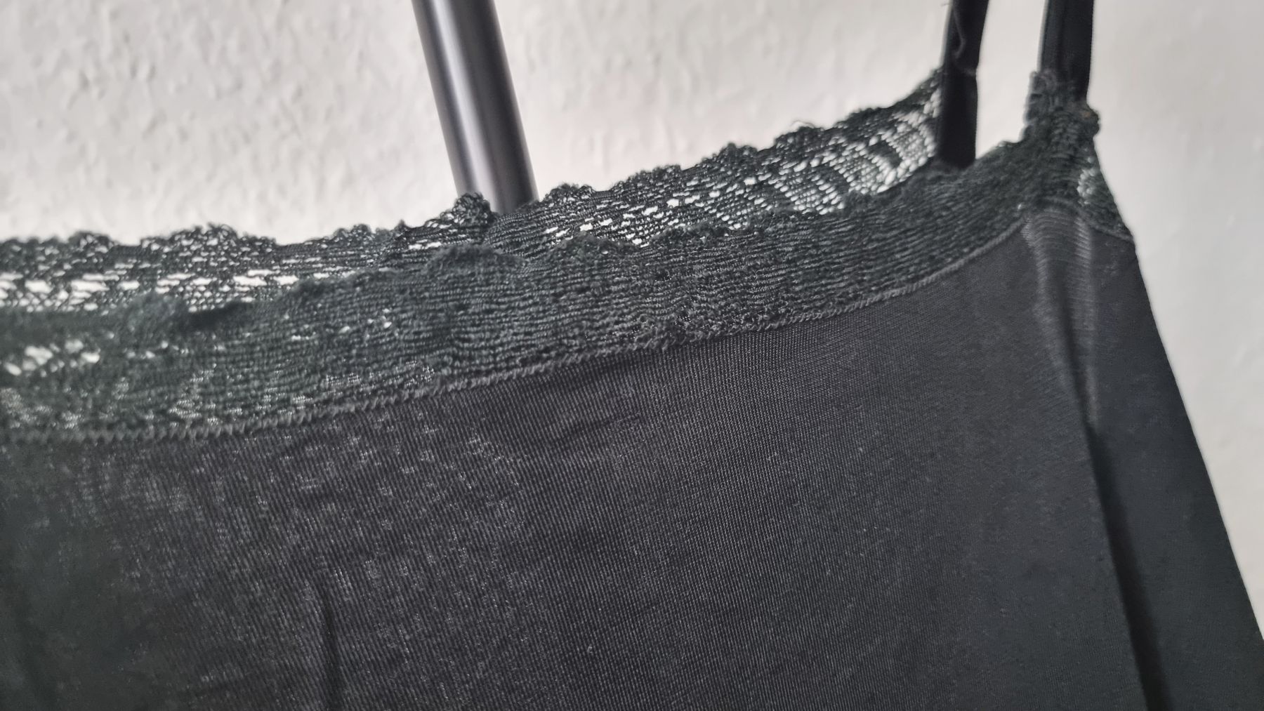 Schwarzes Vintage Negligee Trägerhemd Damen Unterkleid Schwarzes Vintage Negligee Trägerhemd Damen Unterkleid