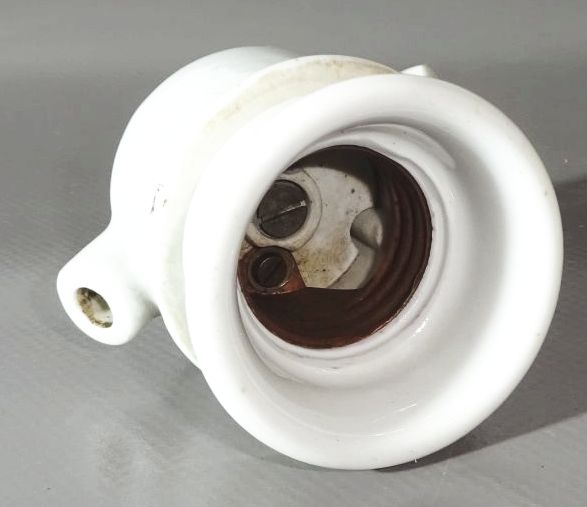 Alte Porzellanlampenfassung E27 Lampensockel Lampenersatzteil Vintage Lampe
