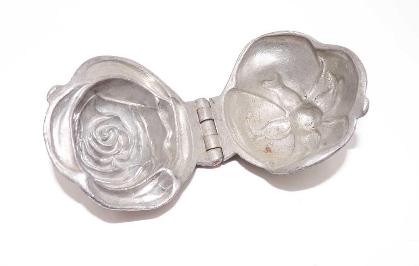 Alte Marzipanform Rose Form aus Zinn für Torten Dekorierung Konditor 
