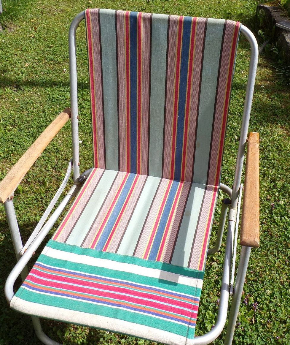 Alter Campingstuhl Klappstuhl Stuhl Retro Look Vintage GDR chair