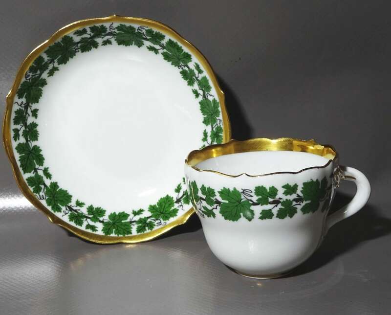 Meissen Mokka Gedeck Schwanenhals Weinlaub Goldrand 1 Wahl Porzellangedeck 2 teilig 