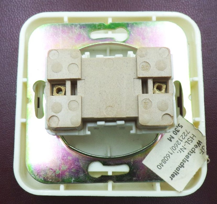 Wechselschalter Lichtschalter An Aus Weiß DDR Vintage Schalter 