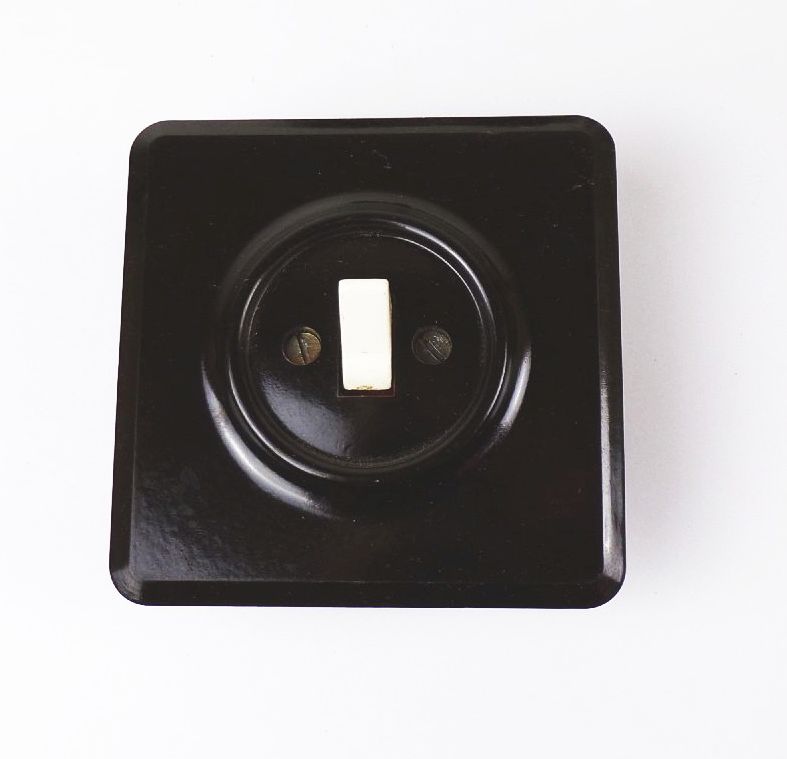 Alter Wandschalter Schwarz Weiß Bakelit An Aus Lichtschalter Loft Vintage Alter Wandschalter Schwarz Weiß Bakelit An Aus Lichtschalter Loft Vintage