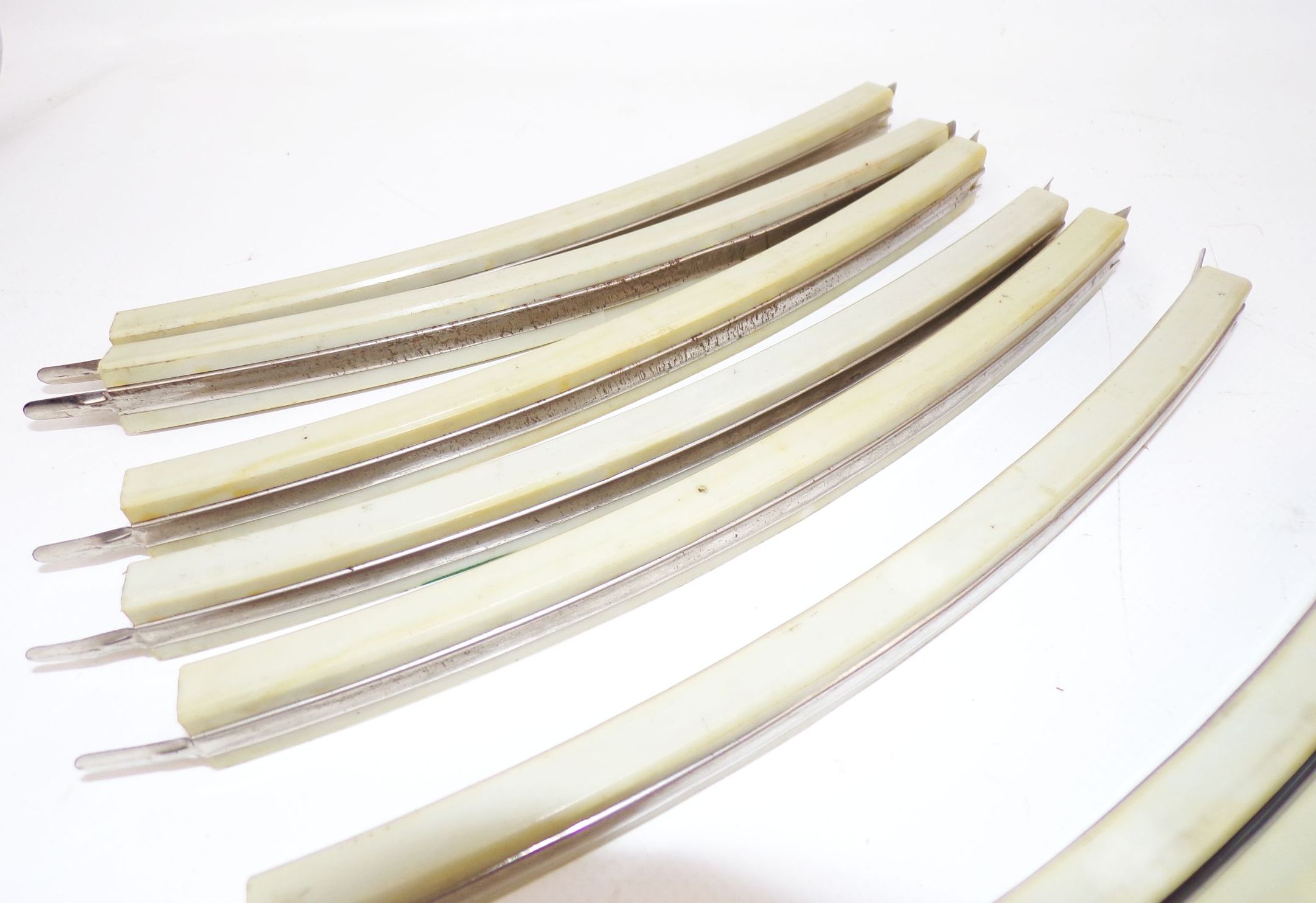 Piko Einschienenbahn DDR 