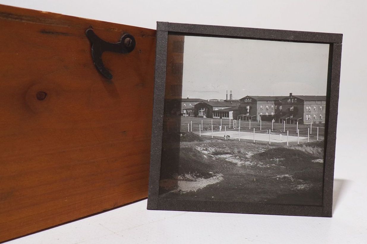 Glasfotos Holzkiste Schaller Stuttgart verzapft alte Reise Fotos