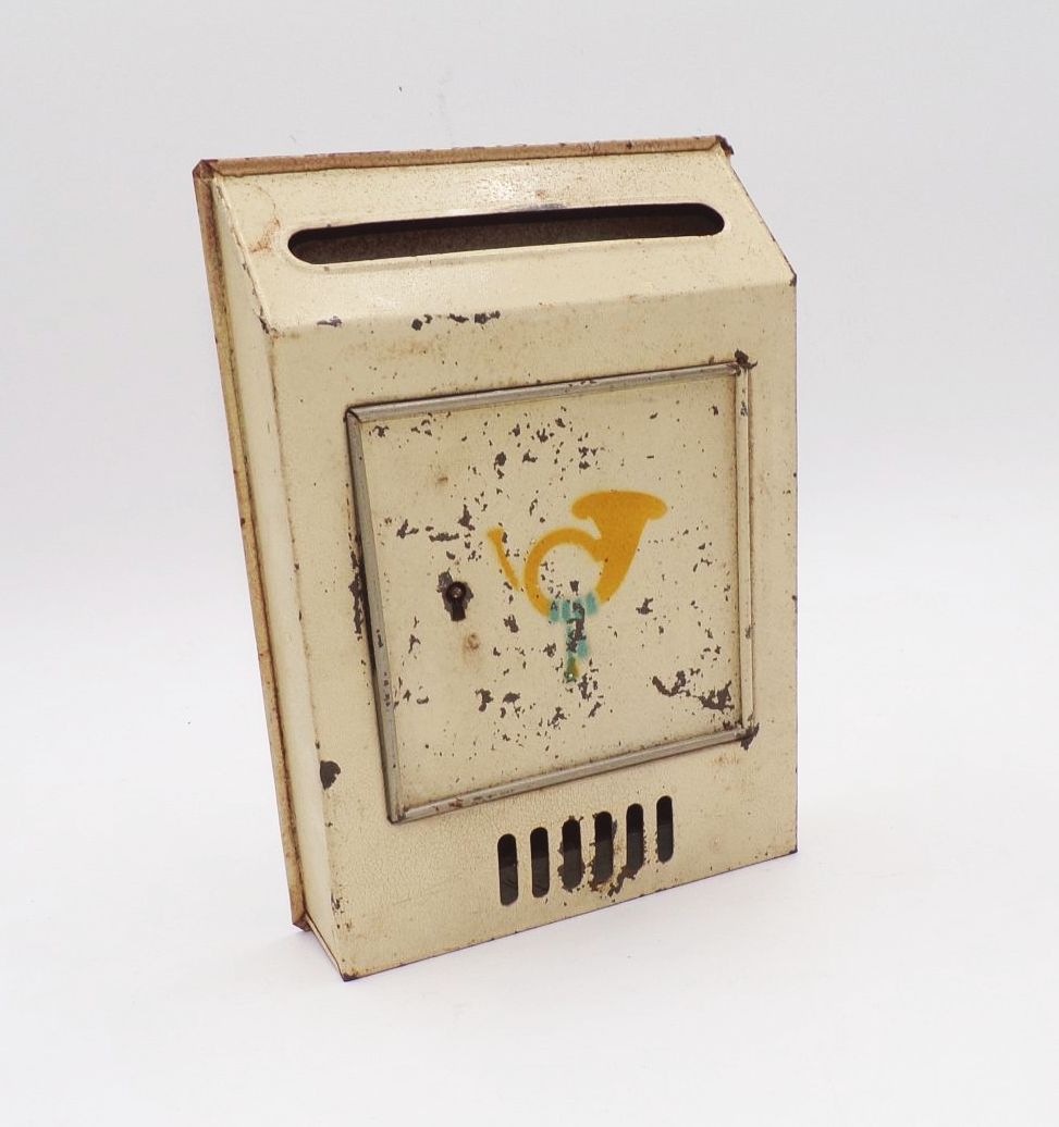 Alter Briefkasten aus Blech Vintage Requisit Deko