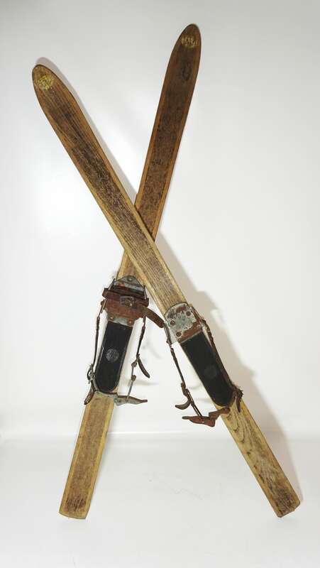 Alte Kinder Holzski Skier Ruppersdorf Deko 