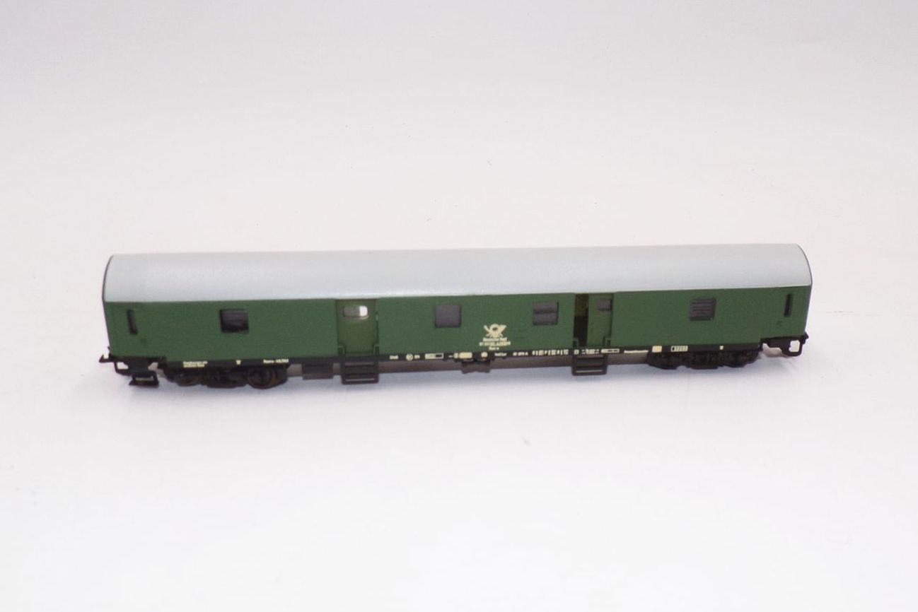 Zeuke Bahnpostwagen der Deutschen Reichsbahn Spur TT mit OVP Zeuke Bahnpostwagen der Deutschen Reichsbahn Spur TT mit OVP