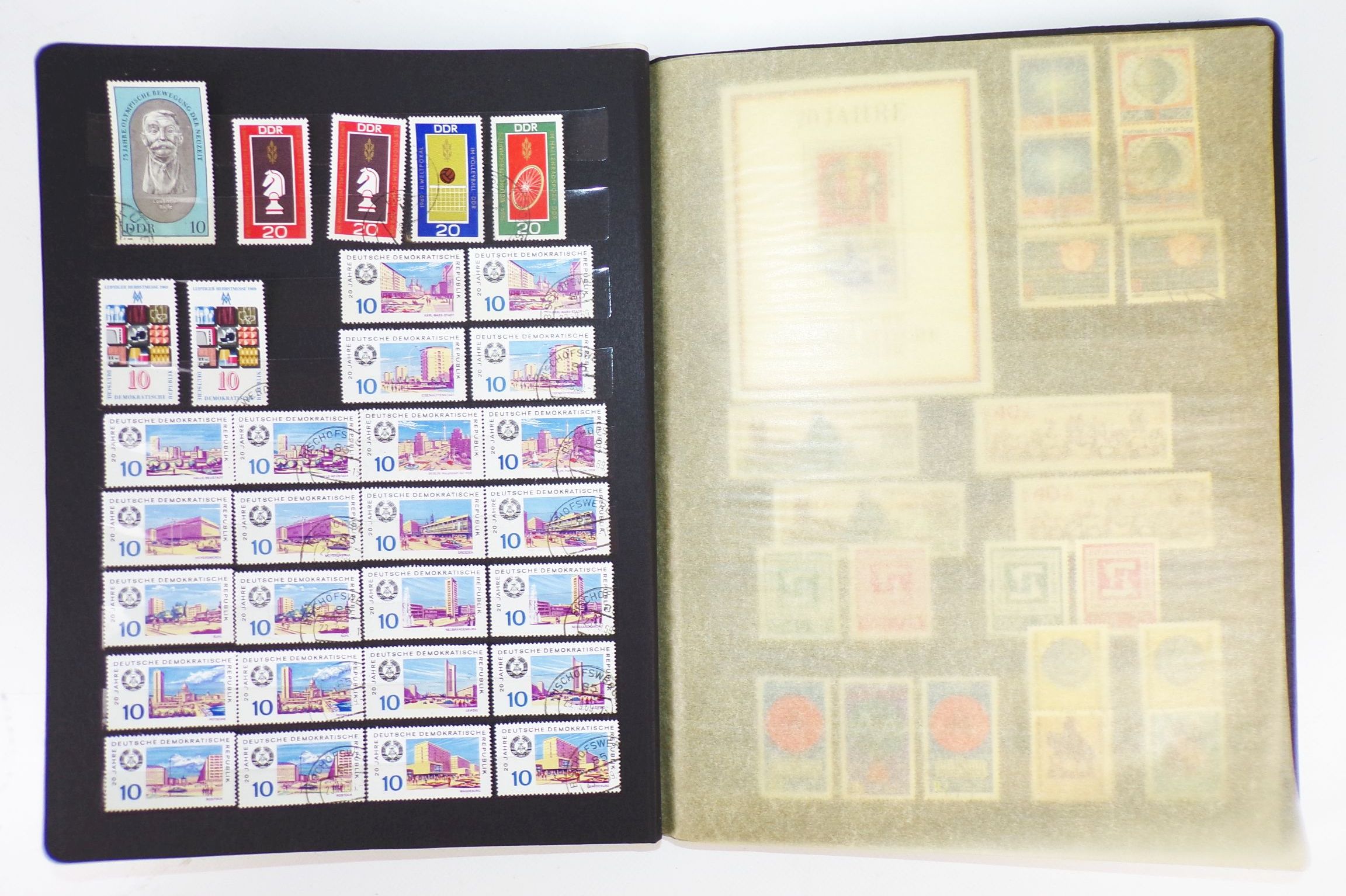 Briefmarken Sammlung Schwerpunkt DDR wenig BRD kaum Ausland 31 Alben 