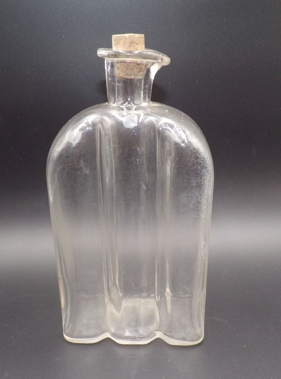 Alte Glasflasche transparent Antik Glas Deko 