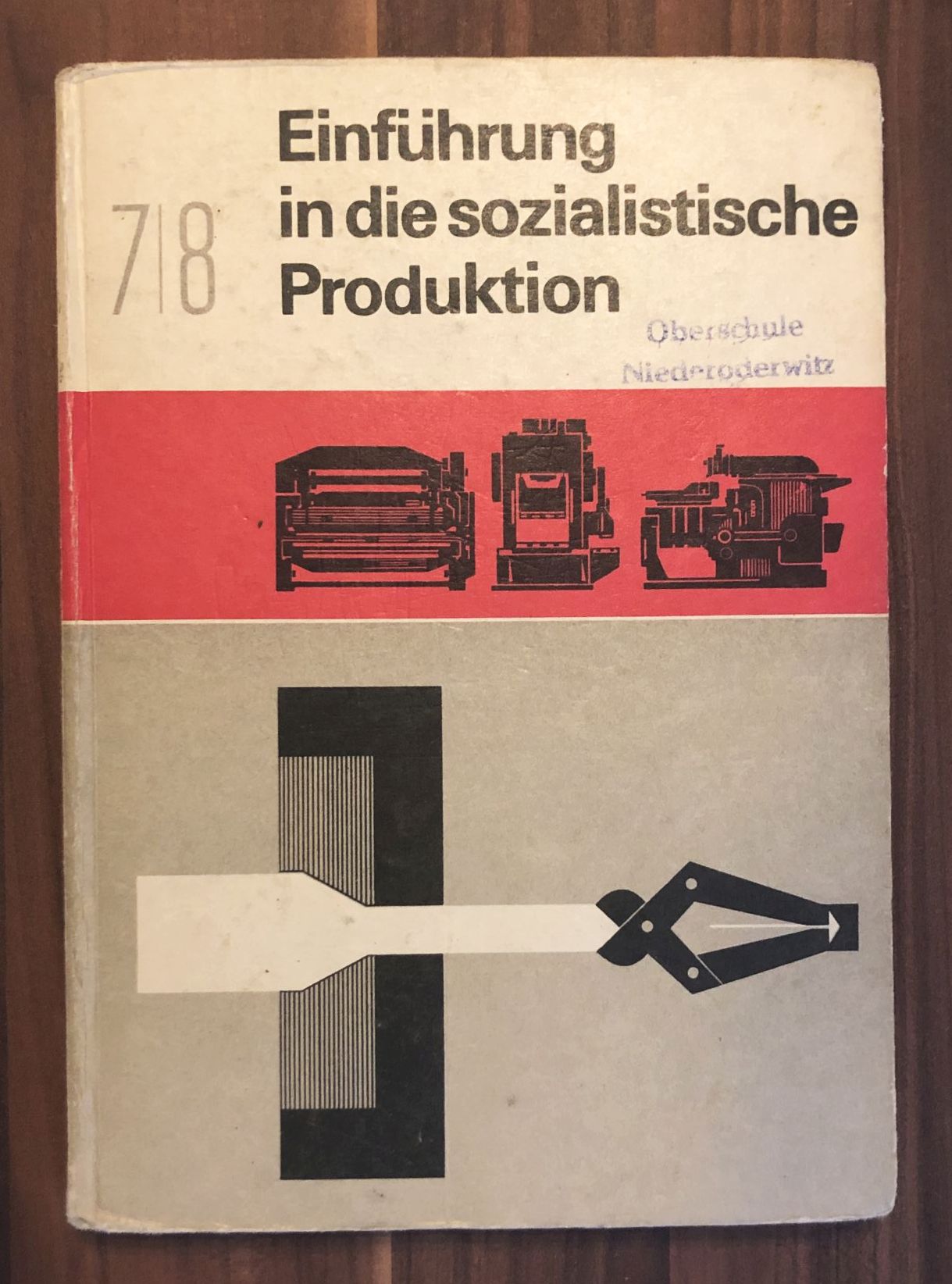 Einführung in die sozialistische Produktion 2 Auflage 1968 Buch DDR