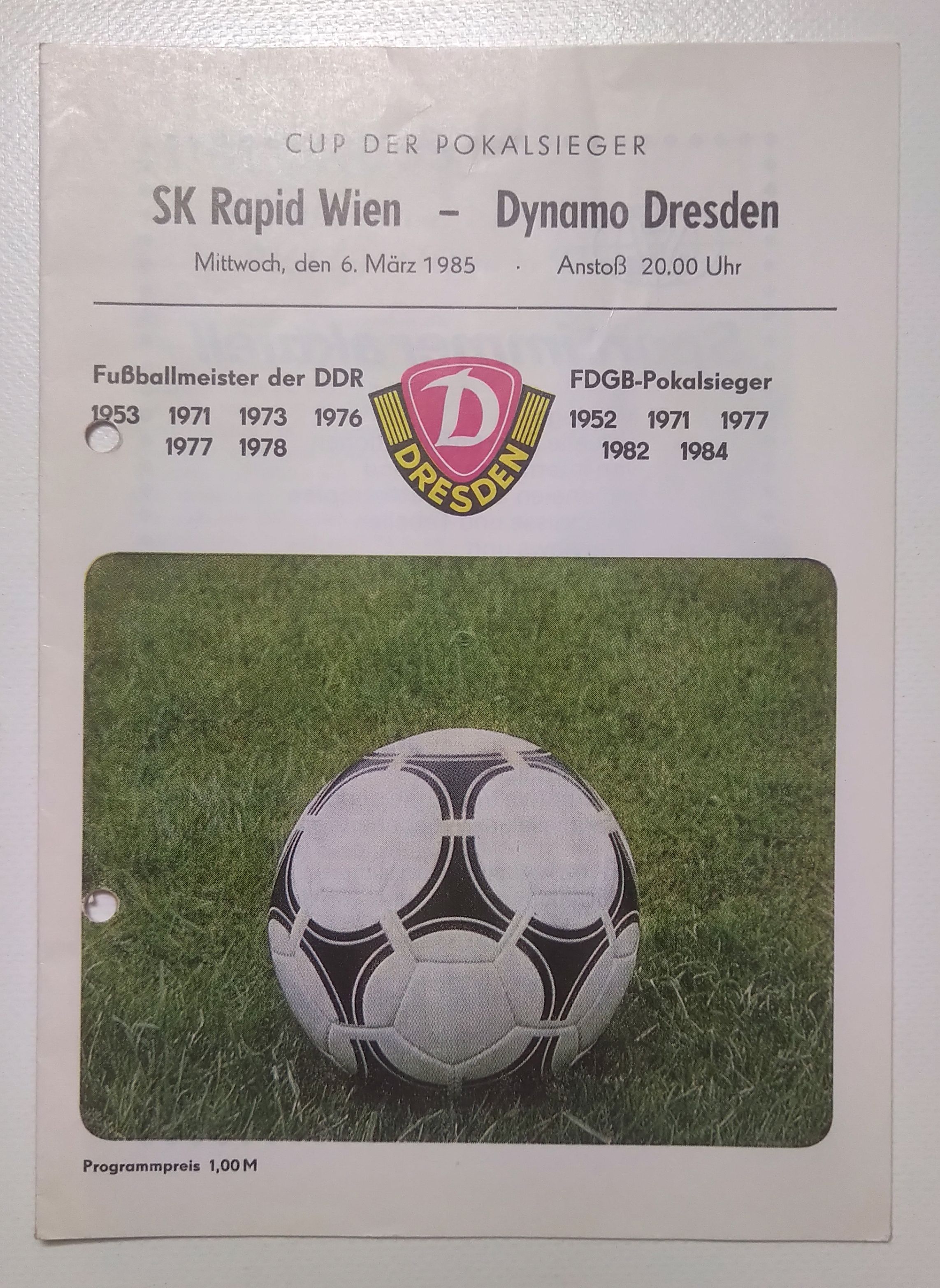Fußball Programmheft SK Rapid Wien gegen Dynamo Dresden 1985