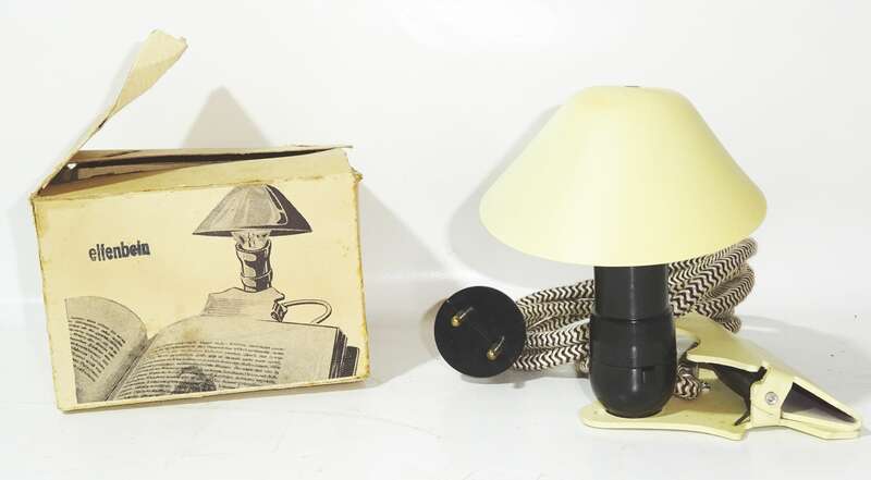 DDR Klemmlampe Buchleseleuchte Pilzlampe mit Originalkarton Vintage