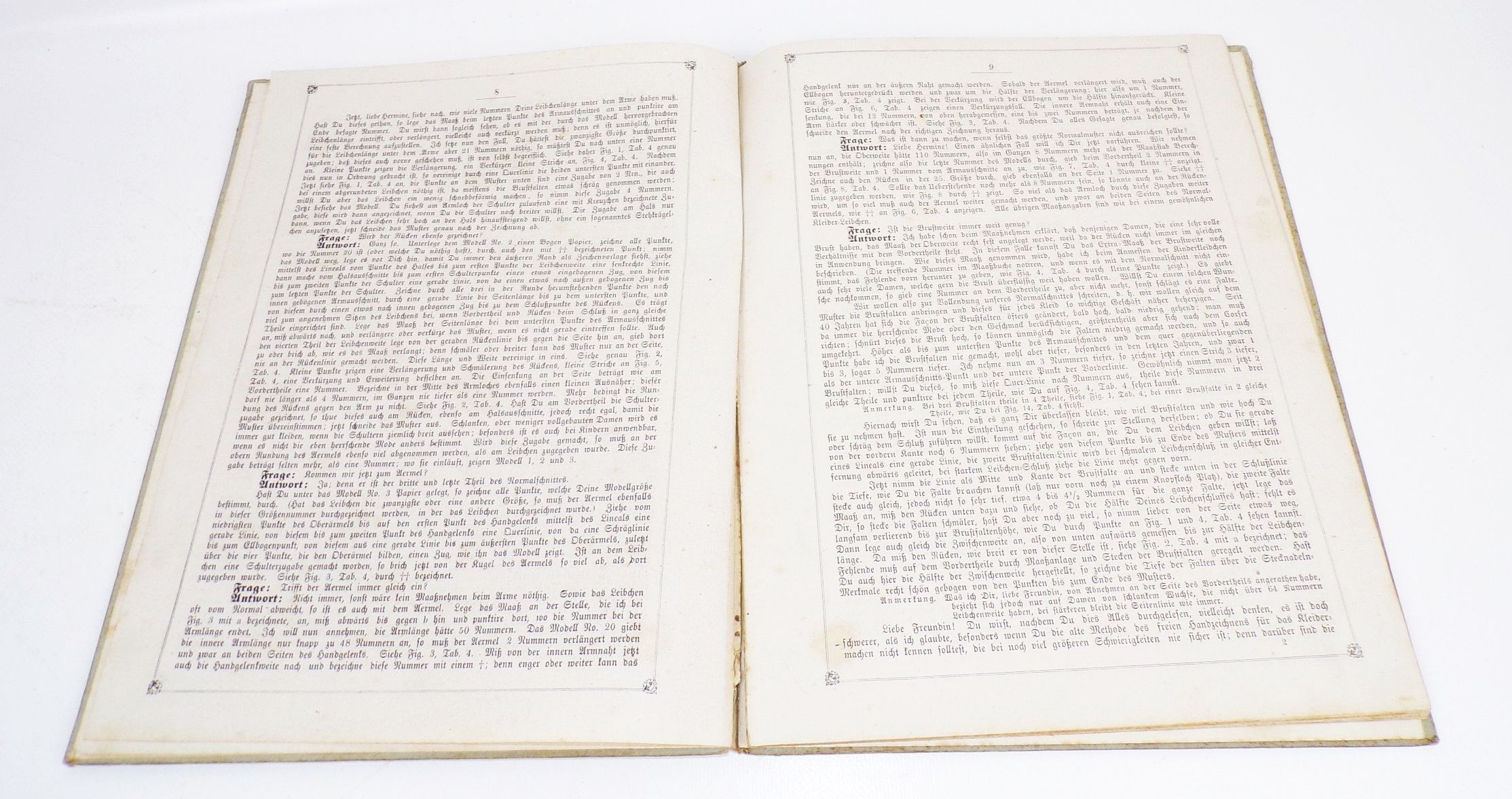 Kleidermacher für alle Zeiten Anna Schlehuber und Henriette Fink 1879