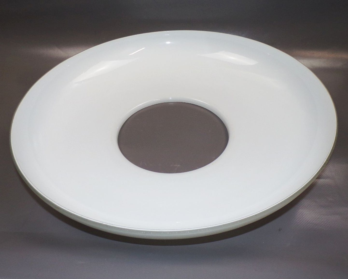 Alte Deckenleuchte E27 XL Weiß Deckenlampe Mithras Bauhaus