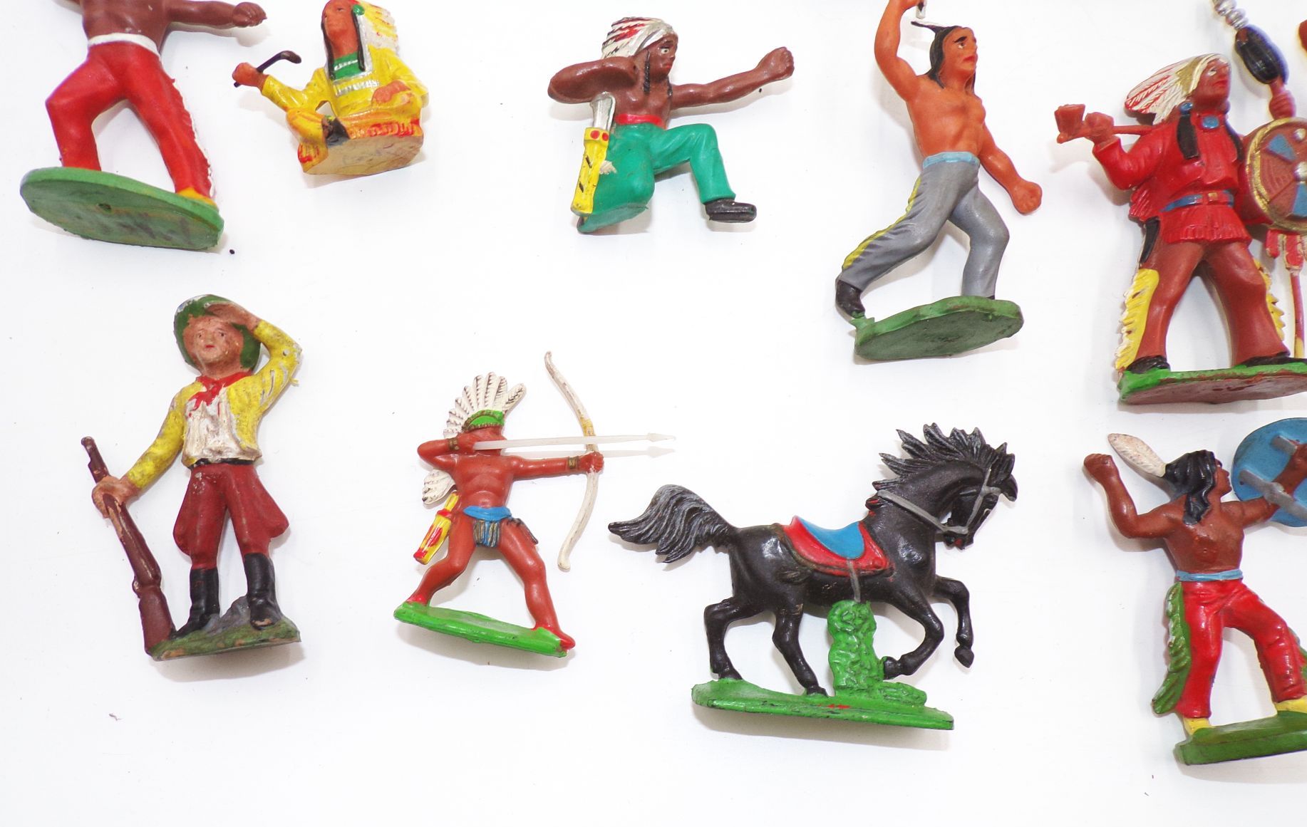 Indianer Cowboys DDR 50 Stück Bär Wildwest Sammlung 