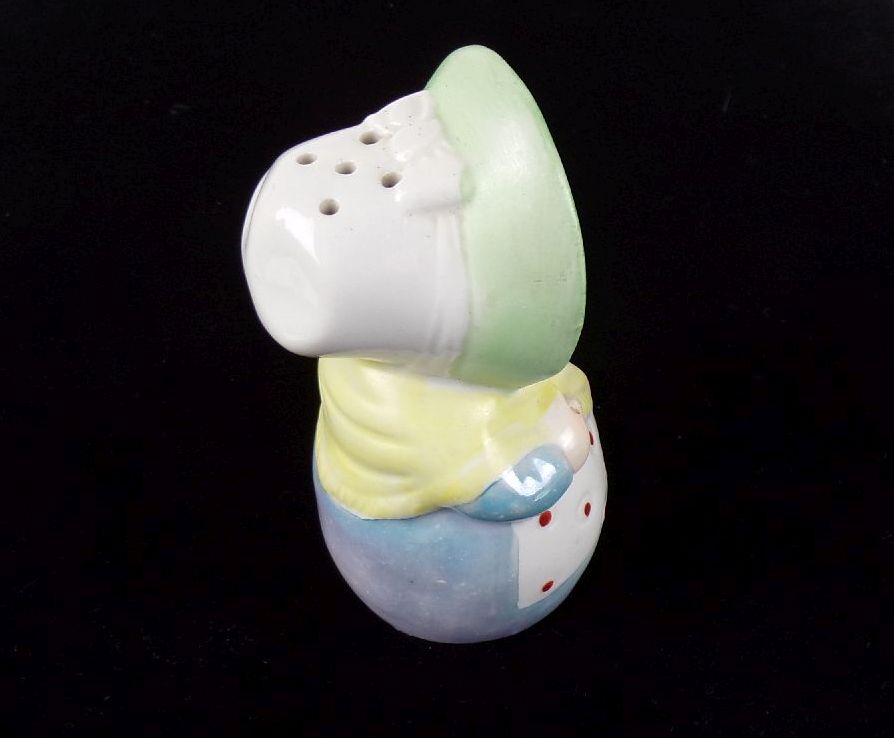 Alte Salzstreuer Pfefferstreuer Figuren googly Porzellan Figuren