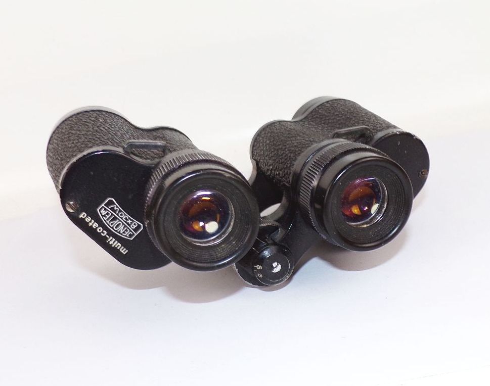 Carl Zeiss Jena Fernglas multi coated 8 x 30 W Jenoptem Carl Zeiss Jena Fernglas multi coated 8 x 30 W Jenoptem