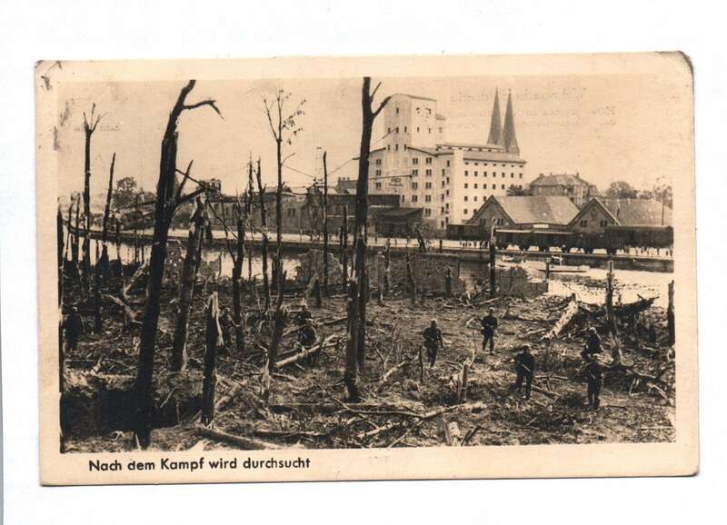 Ak Nach dem Kampf wird durchsucht Wehrmacht-Bildserie 29.03.1945