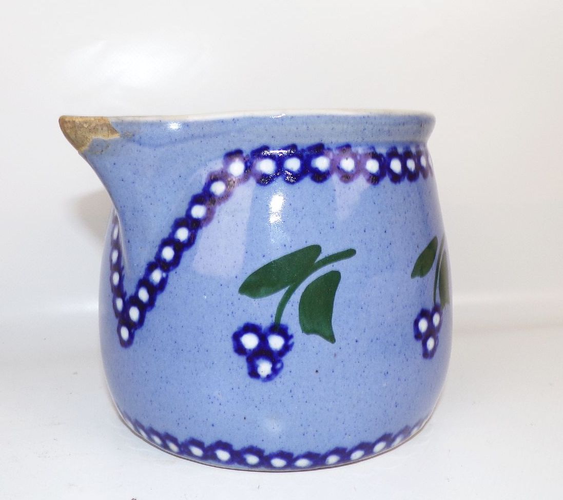 Alte Kanne Krug Keramik 3 Stück Milch Sahne Kännchen schönes Dekor 