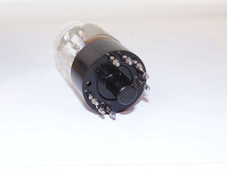 RFT EM11 Röhre magisches Auge tube unbenutzt NOS