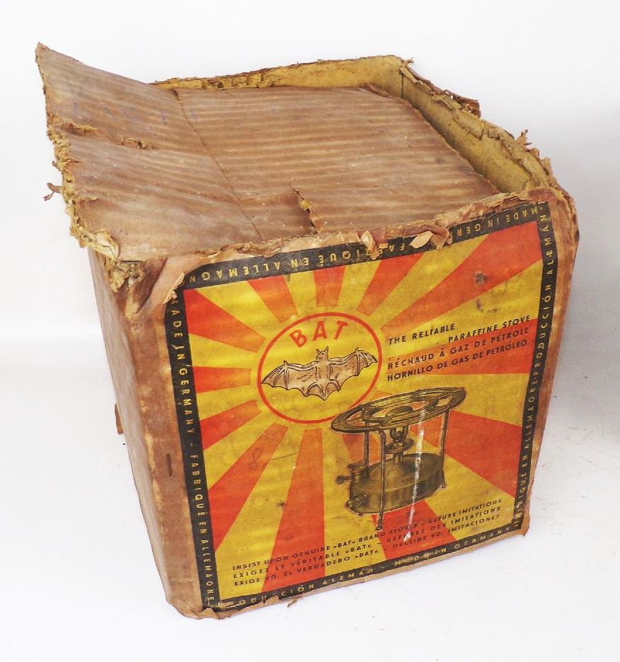 Alter Bat Kocher Petroleumgaskocher Campingkocher Zubehör Originalkarton