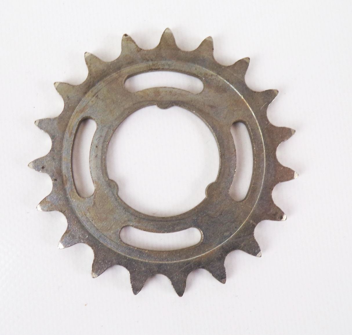 Altes Renak Ritzel 19 Zähne DDR für Fahrrad Steckkranz Steckritzel Altes Renak Ritzel 19 Zähne DDR für Fahrrad Steckkranz Steckritzel
