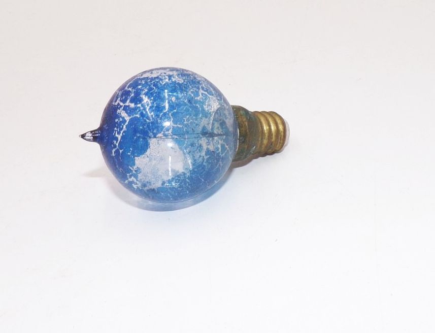 Alte Glühbirne Glühlampe blau E14 mit Spitze Beleuchtung Vintage