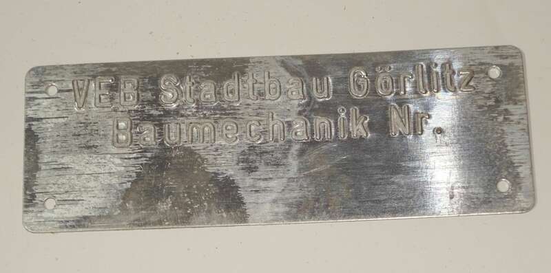 Konvolut Schilder VEB Stadtbau Görlitz Baumechanik Marken DDR Typenschild