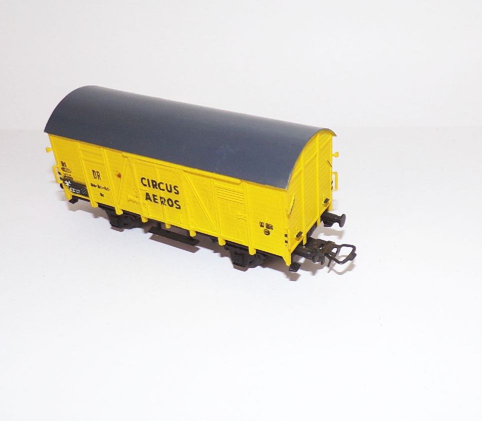 Alter Piko Güterwagen Circus Aeros H0 